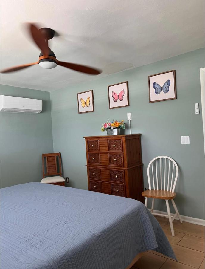 קייפ קורל Cheerful Home With One Bedroom מראה חיצוני תמונה